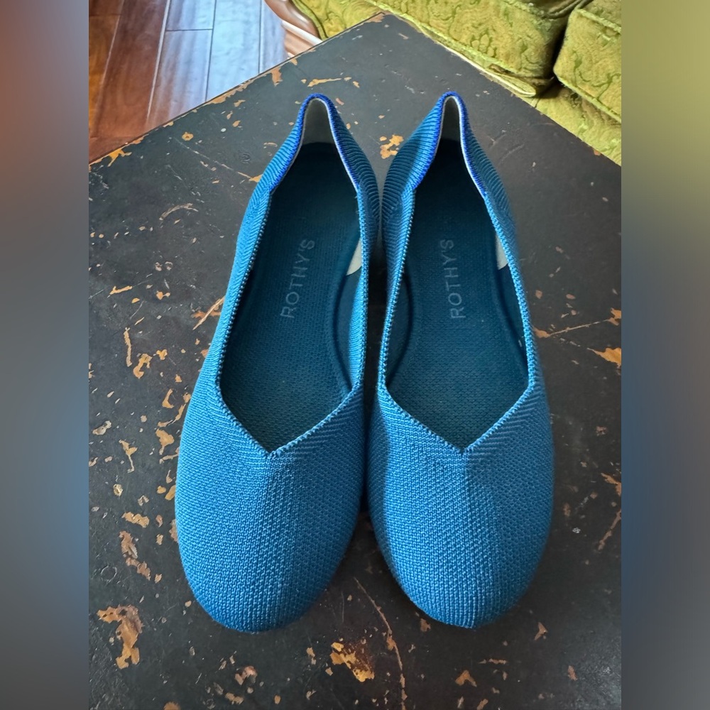 Rothy’s blue round toe flats